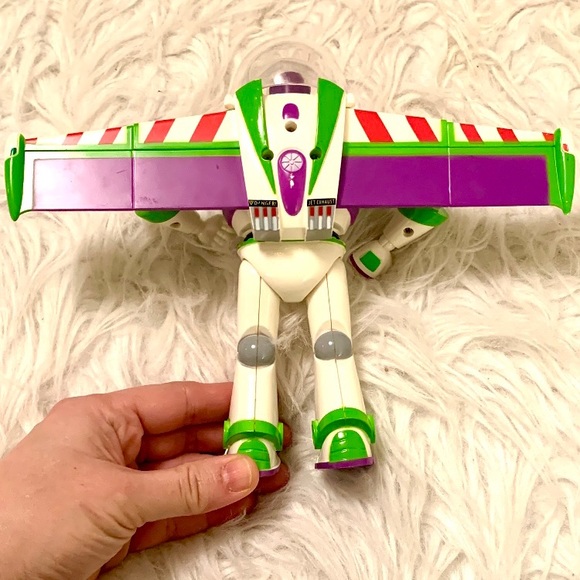 Toy Story Buzz Lightyear doll with moving visor - Picture 5 of 9
